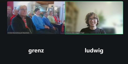 In kleinen Kacheln nebeneinander sind links mehrere Personen zu sehen die im Raum sitzen und rechts Referent Johannes.